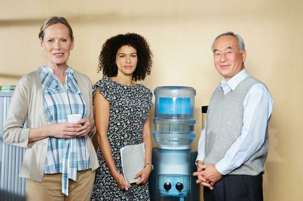 Fontaines à eau pour entreprise : pureté et choix